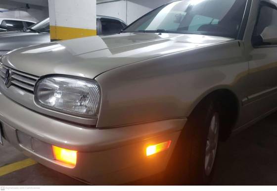 VOLKSWAGEN GOLF 2.0 MI GLX 8V GASOLINA 4P AUTOMÁTICO VOLKSWAGEN GOLF 2.0 MI GLX 8V GASOLINA 4P AUTOMÁTICO